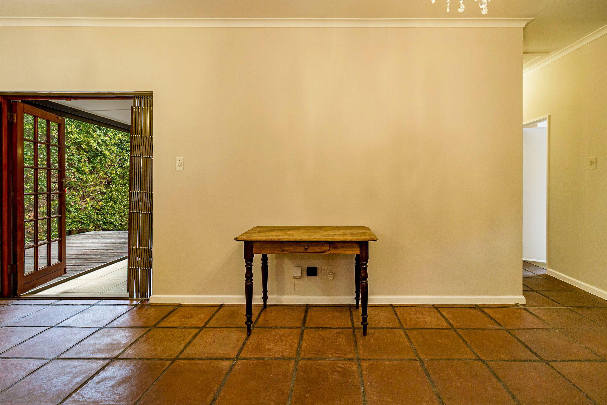 Image 5 of 6