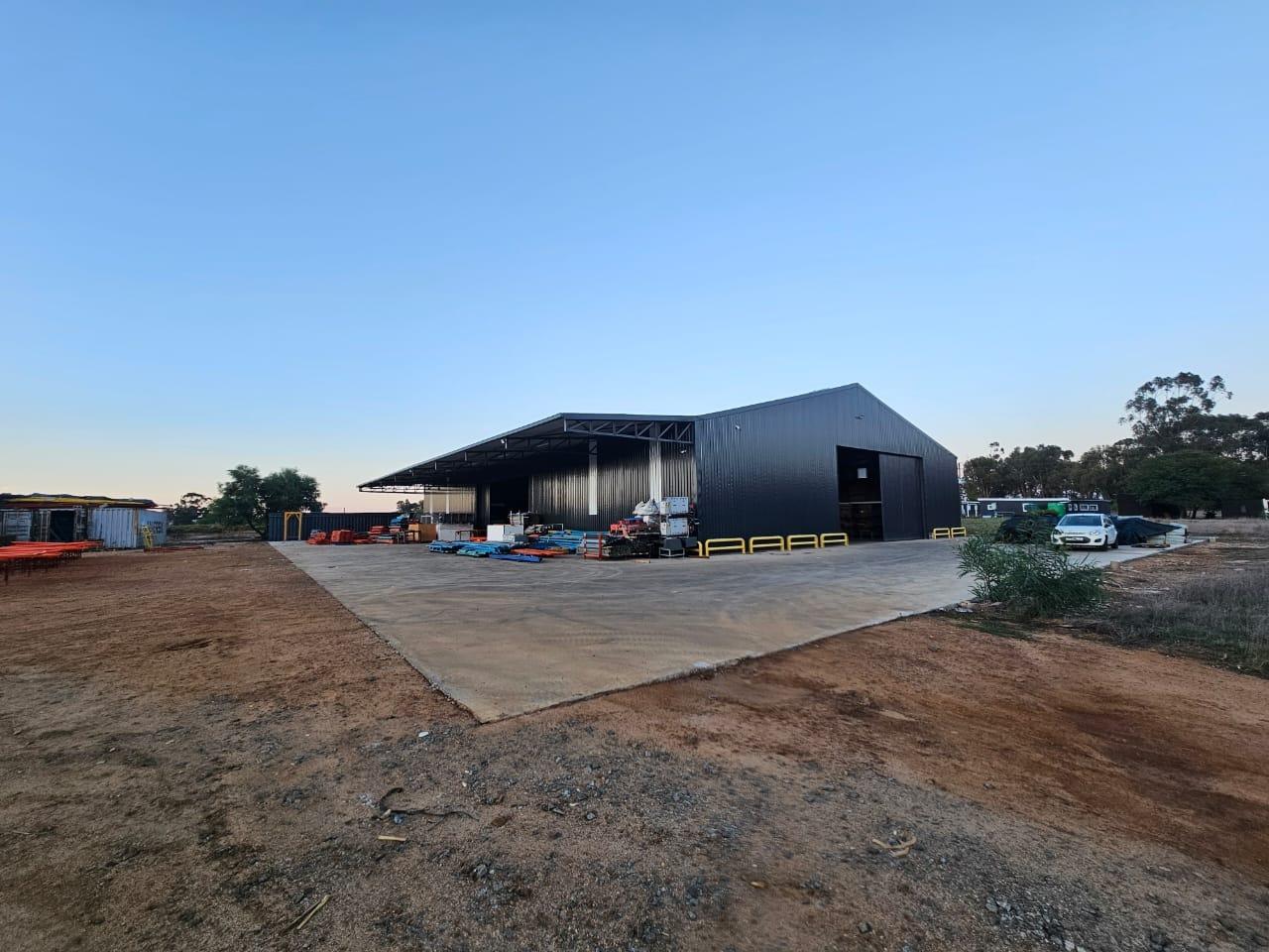 Image 4 of 6