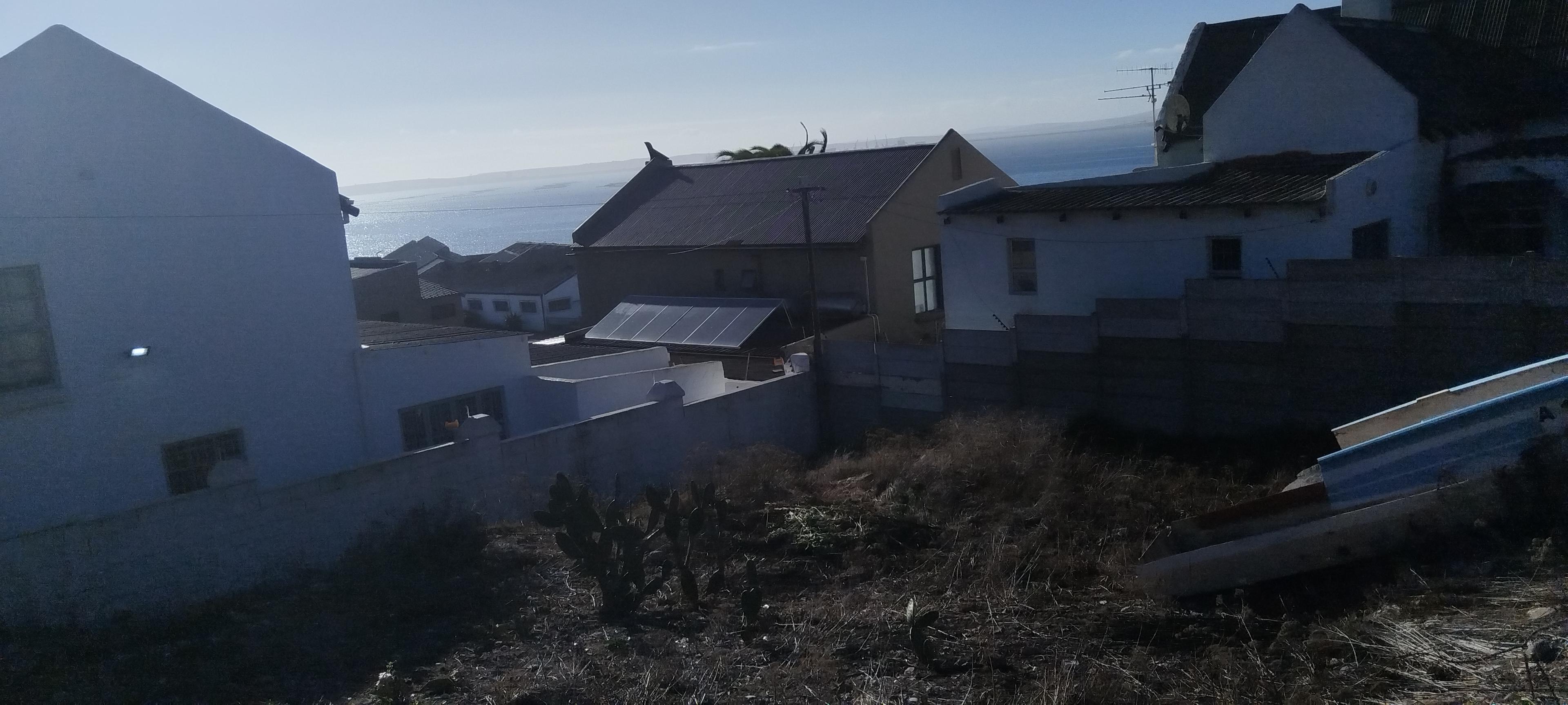 Image 3 of 6