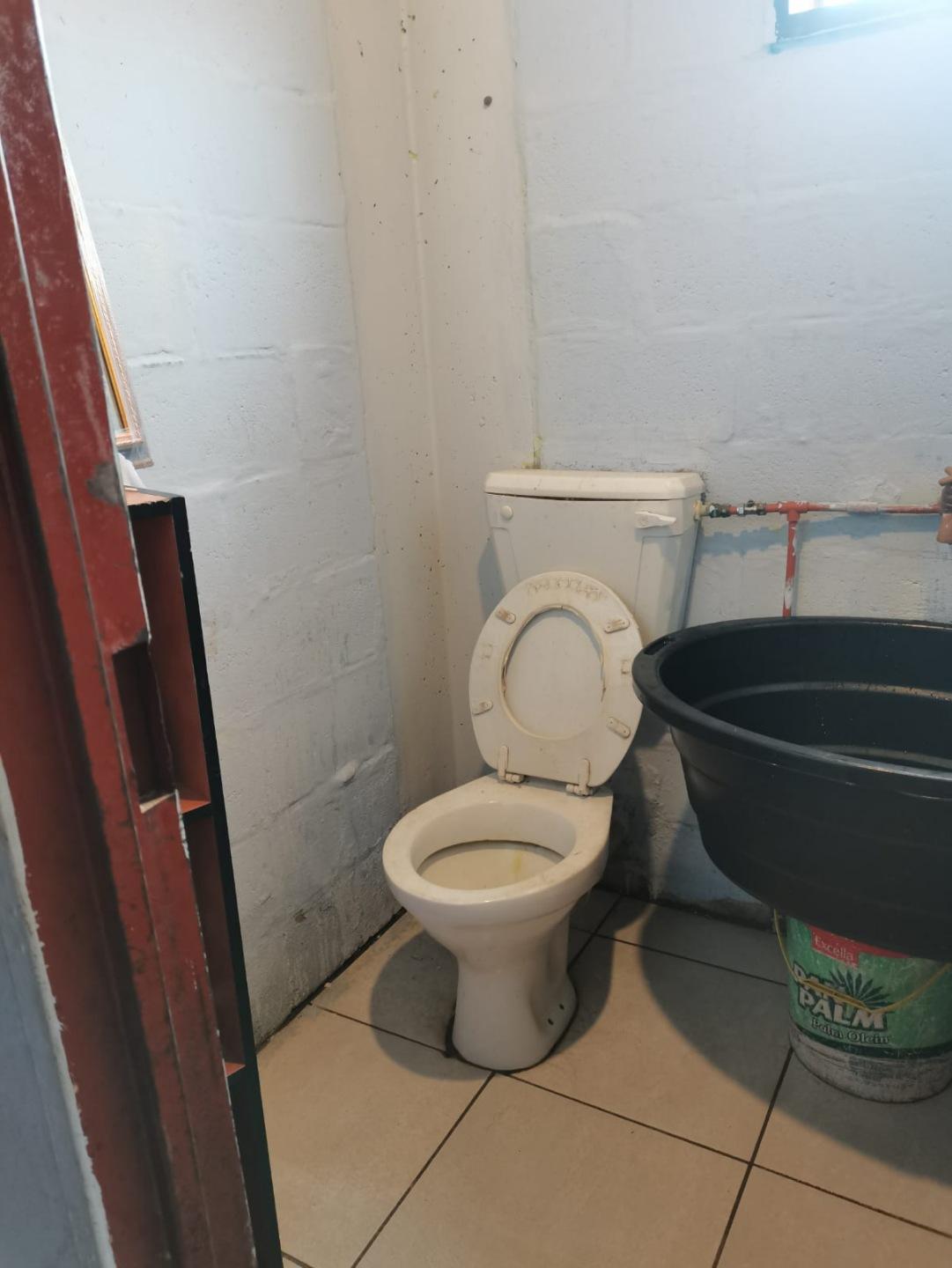 Image 5 of 6
