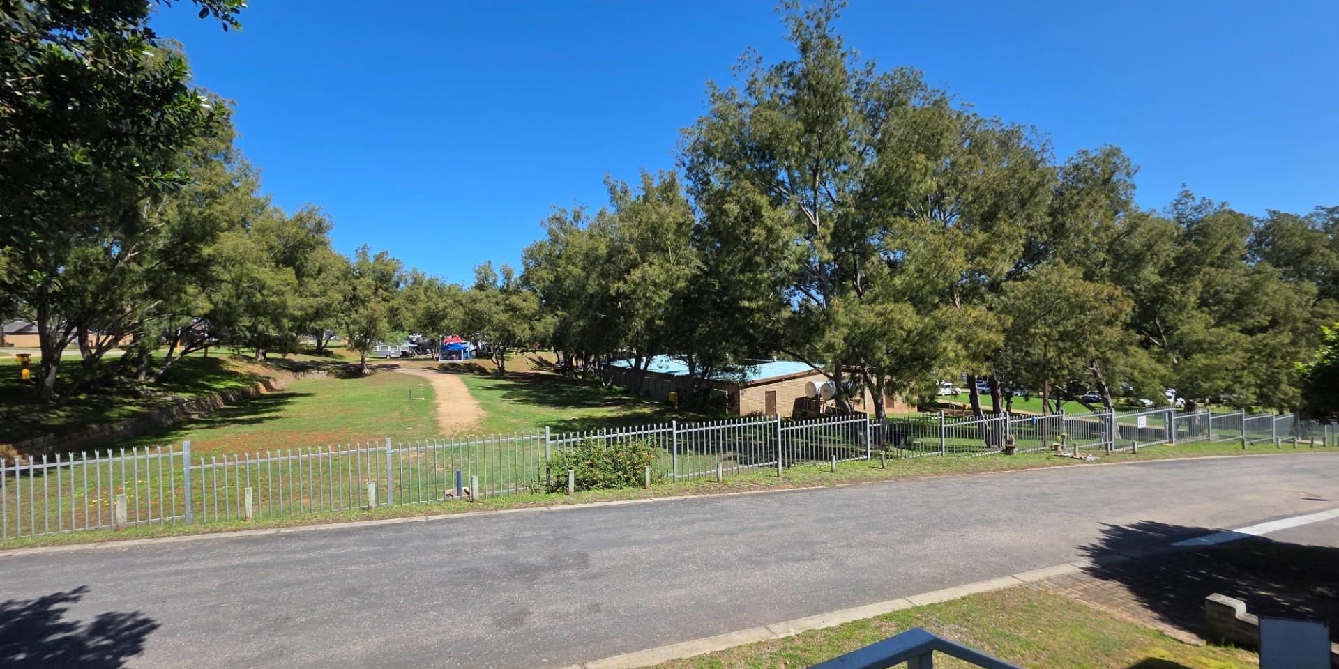 Image 4 of 6