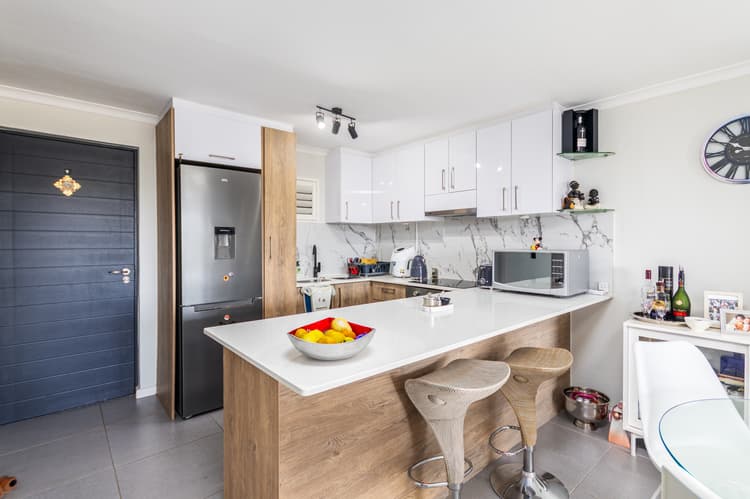 Main property image