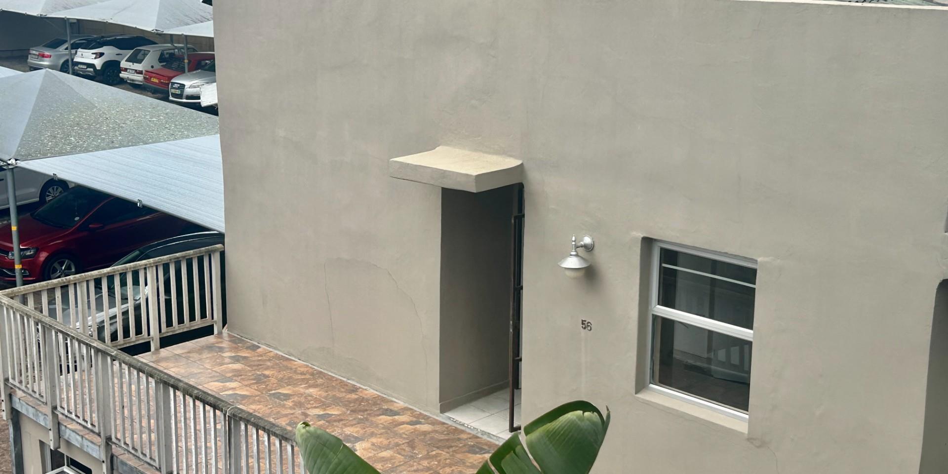 Image 2 of 6