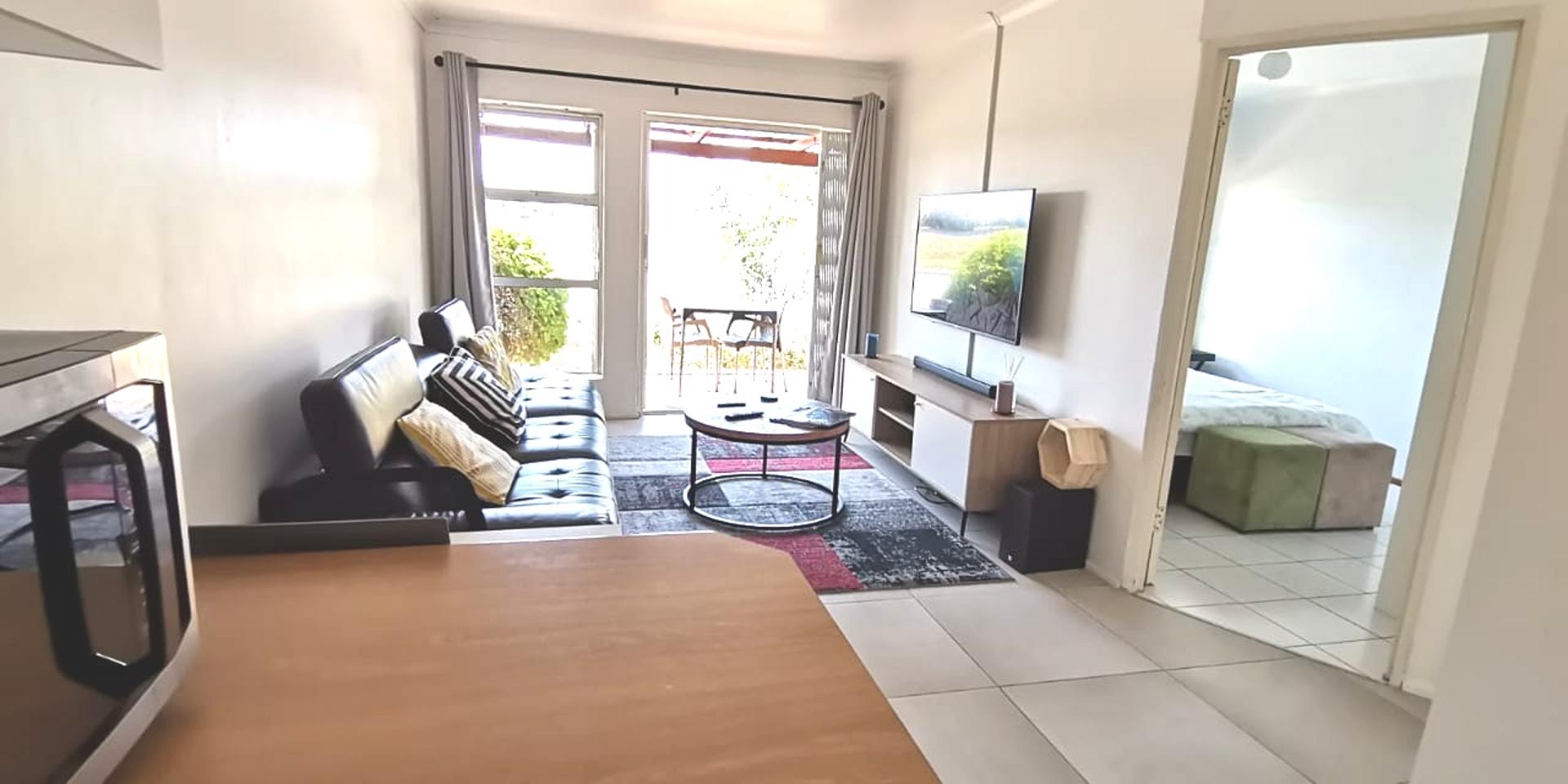 Image 4 of 6