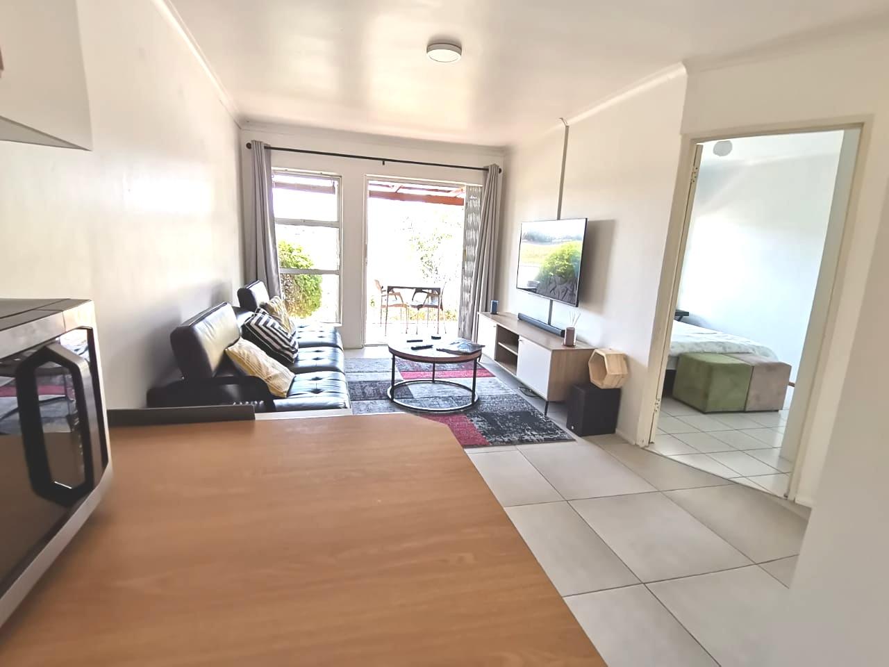 Image 4 of 6