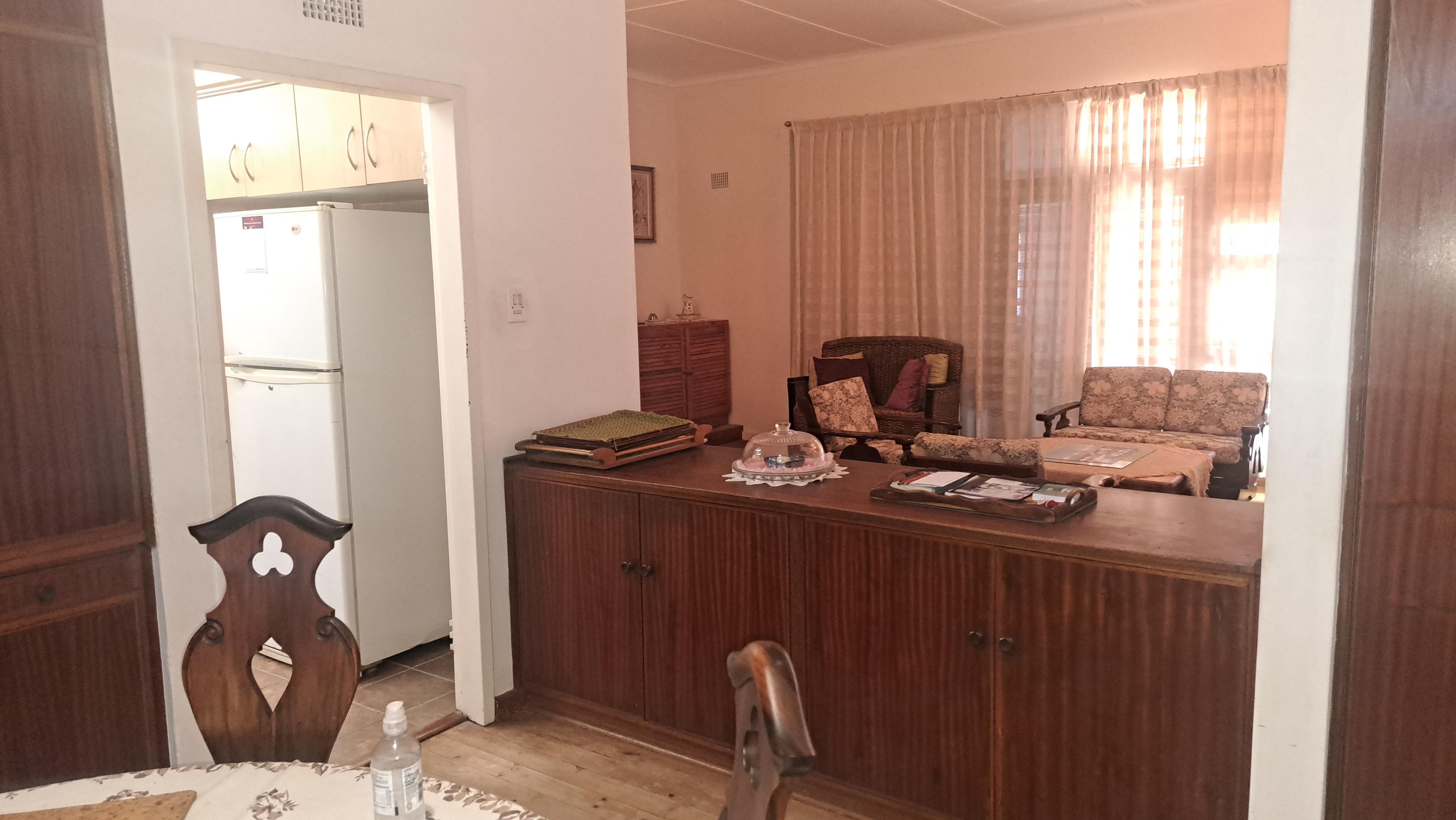 Image 5 of 6