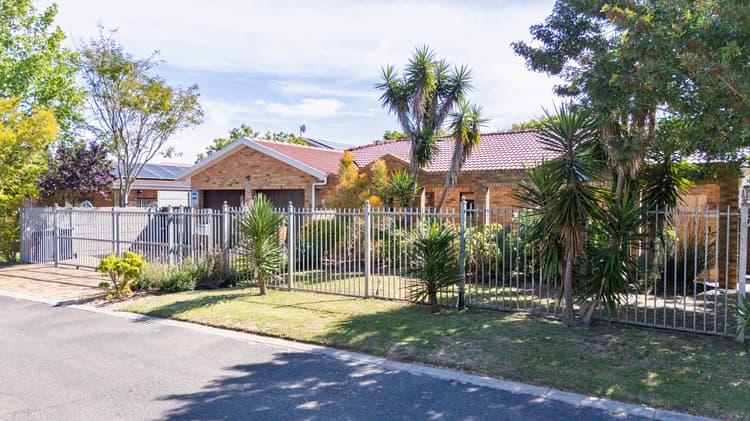 Main property image