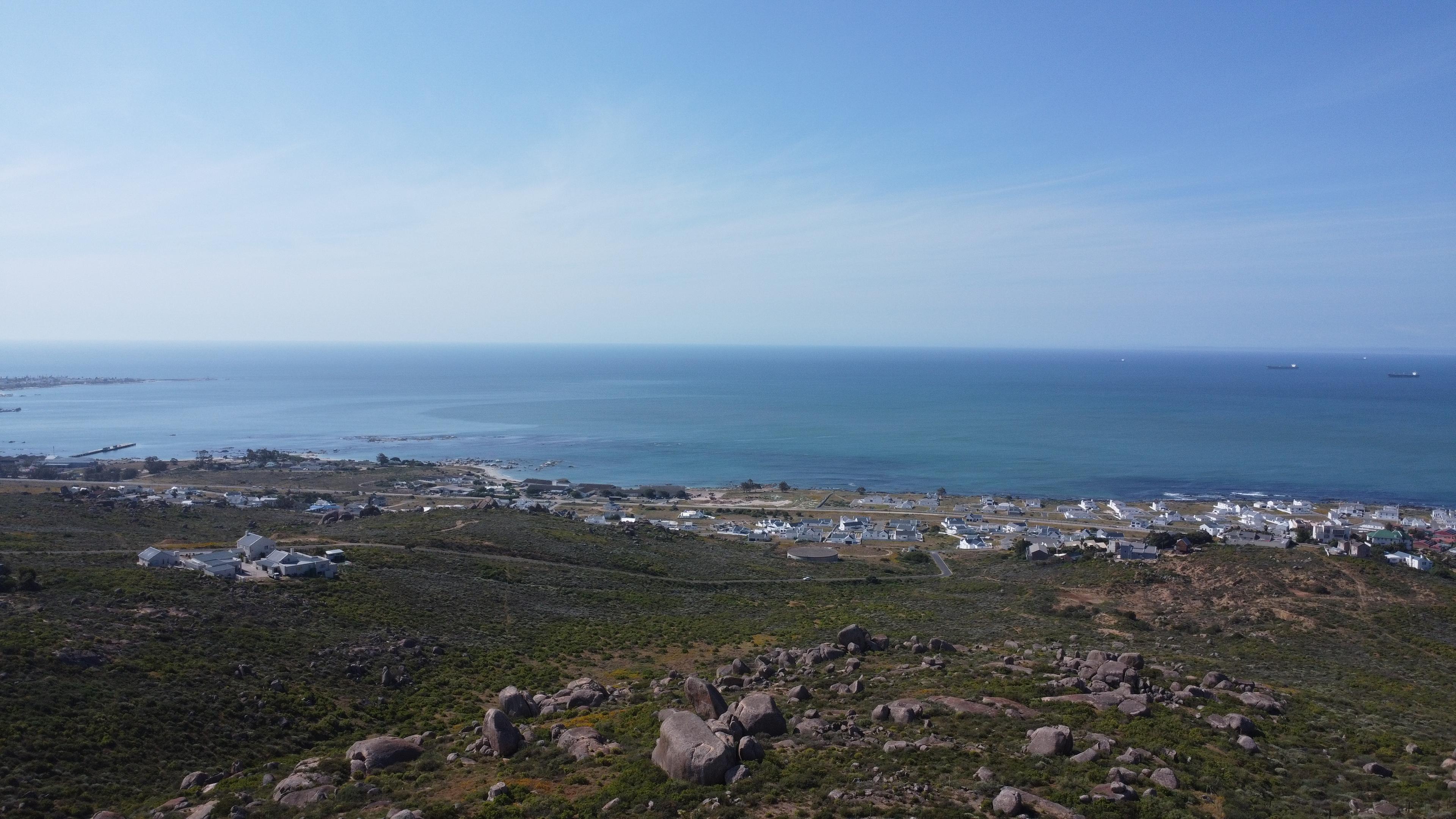 Image 2 of 6