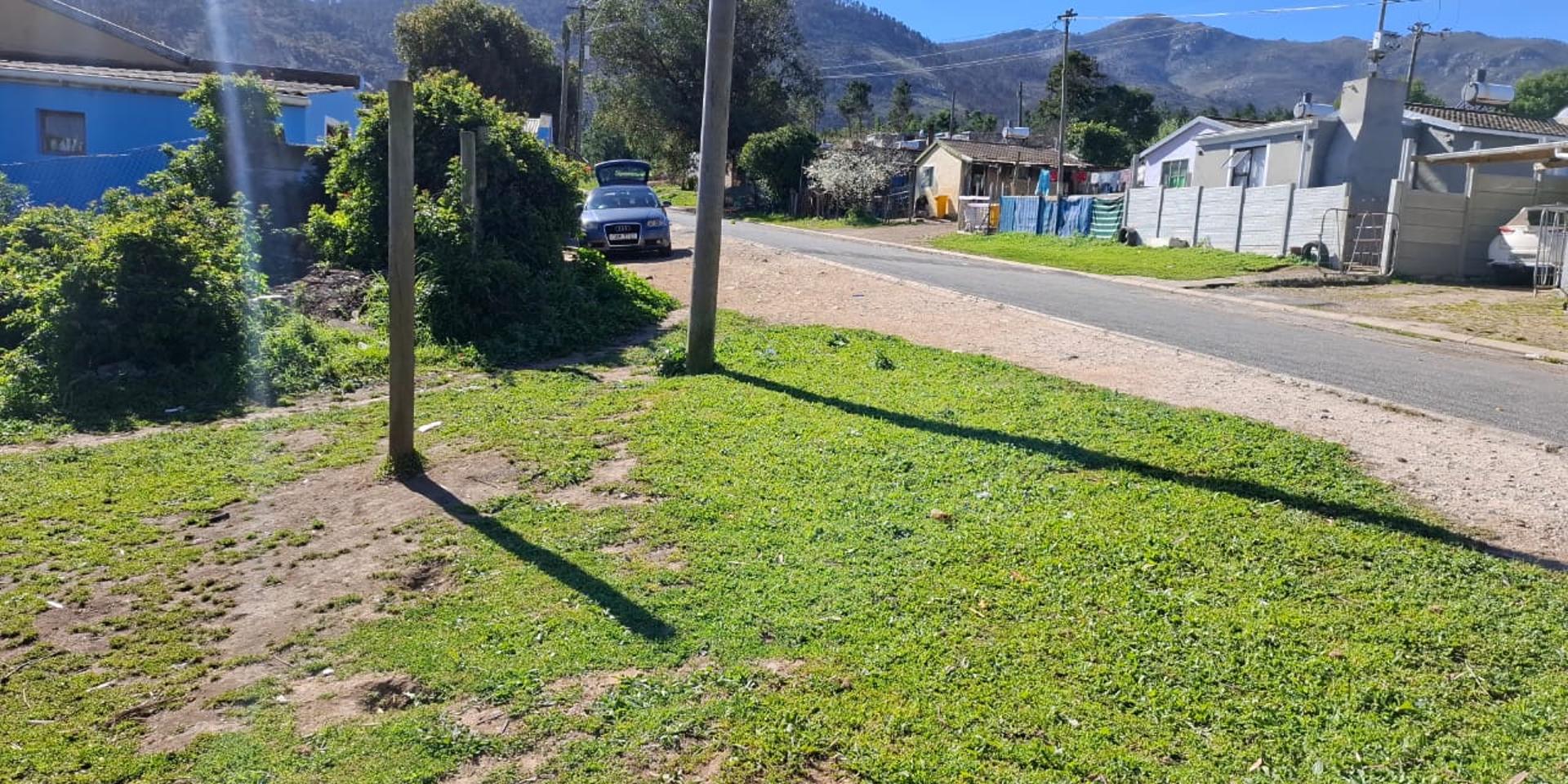 Image 4 of 6