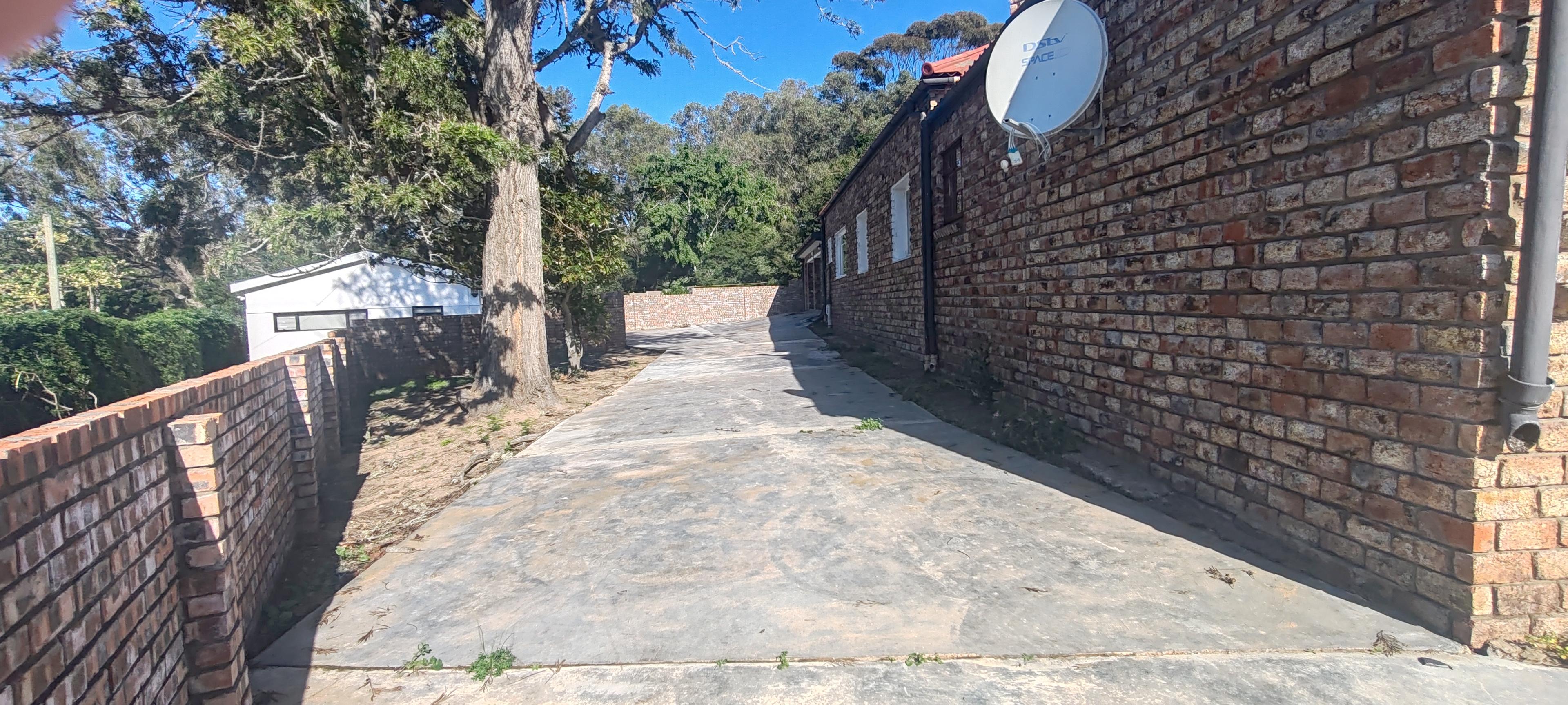 Image 2 of 6