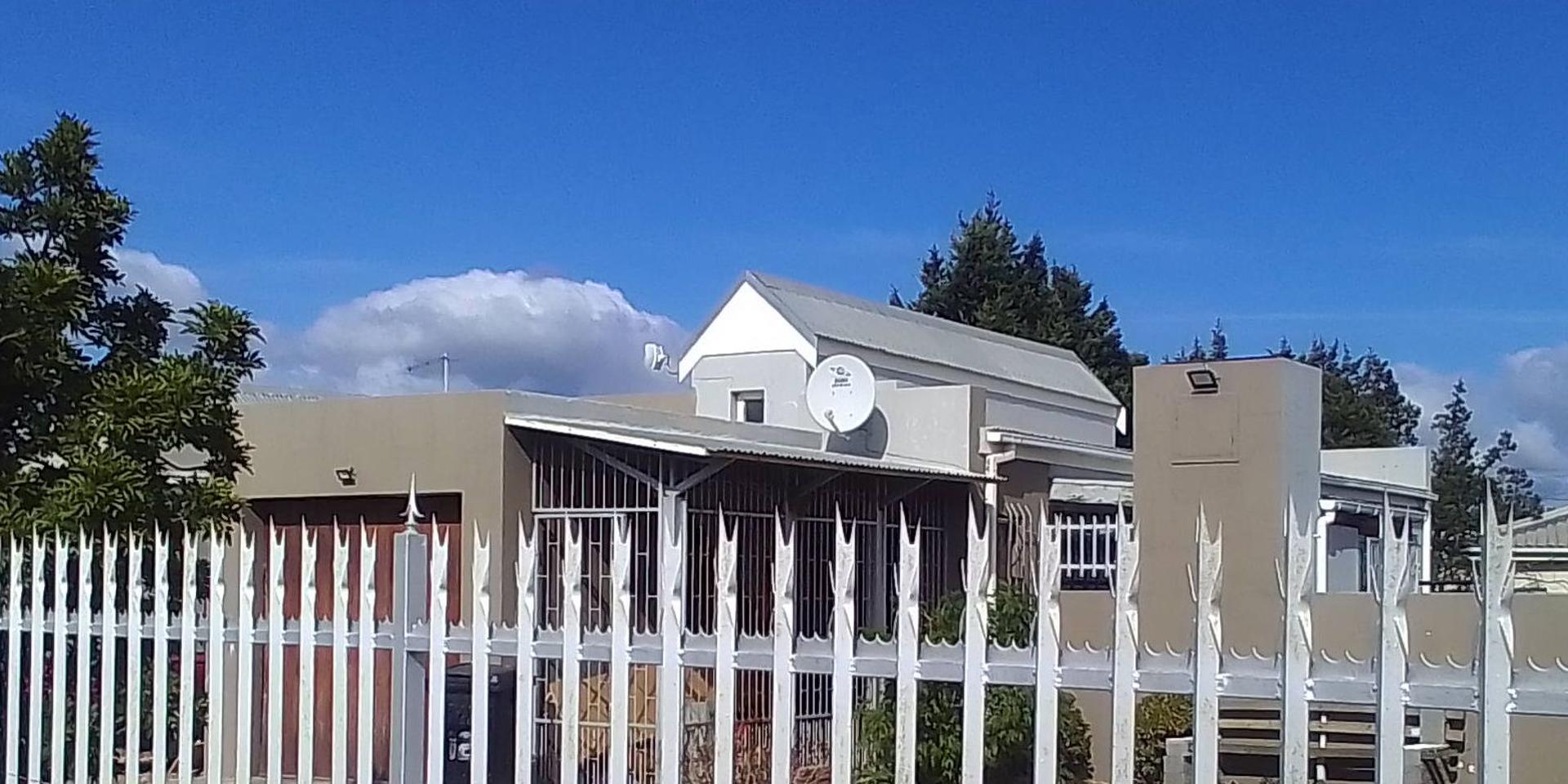 Image 1 of 6
