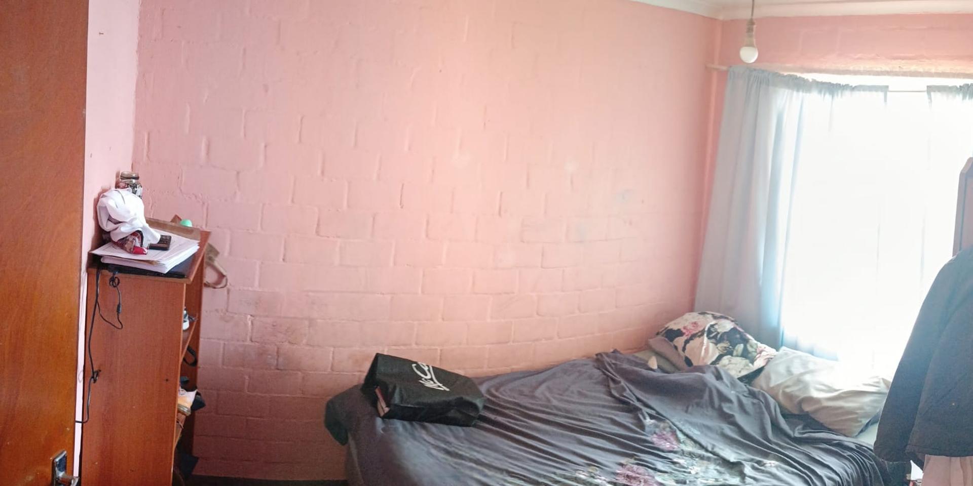 Image 5 of 6