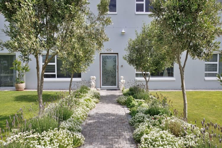 Main property image