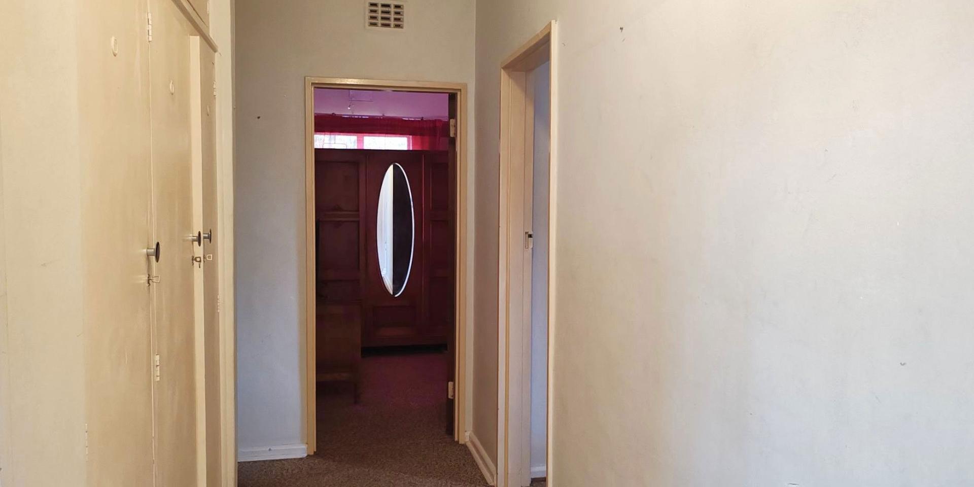 Image 5 of 6