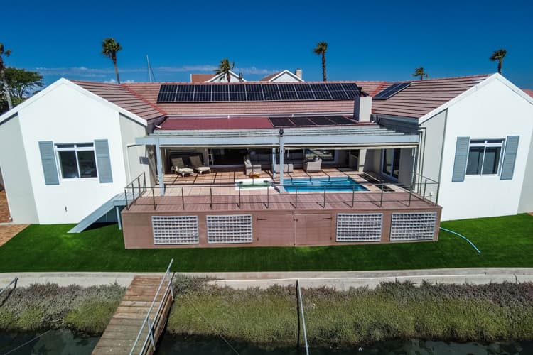 Main property image
