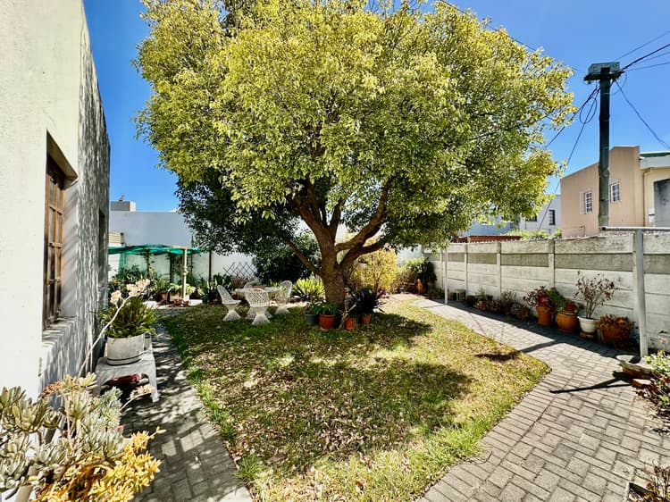 Main property image