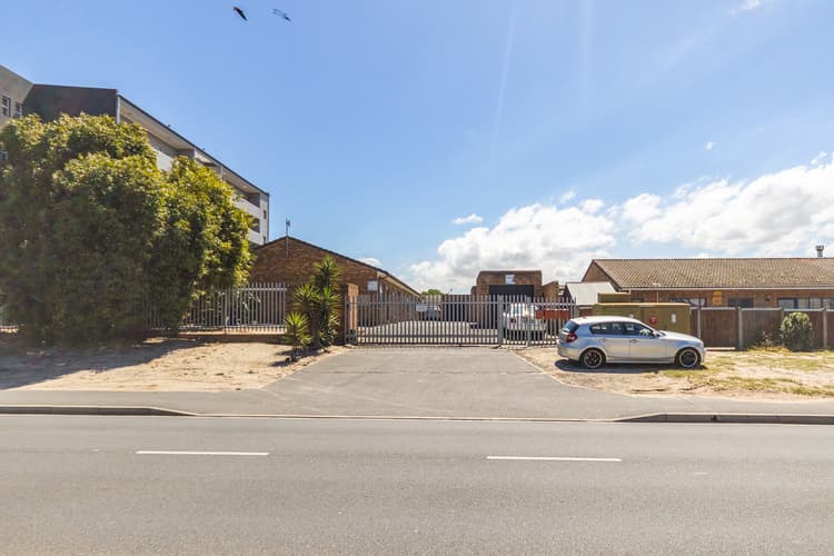 Main property image