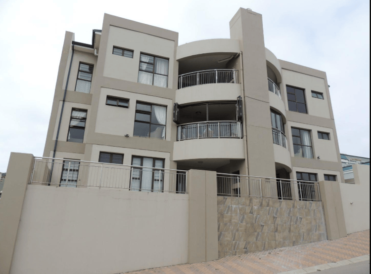 Main property image