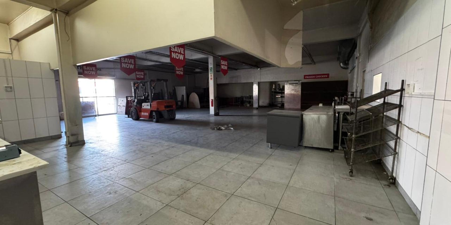 Image 2 of 6