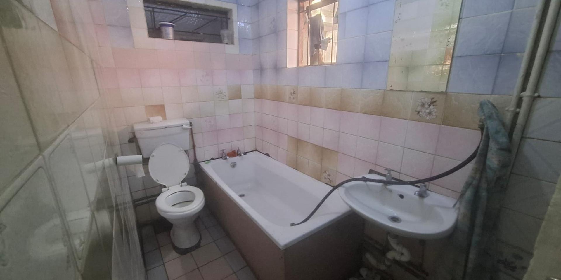 Image 2 of 6