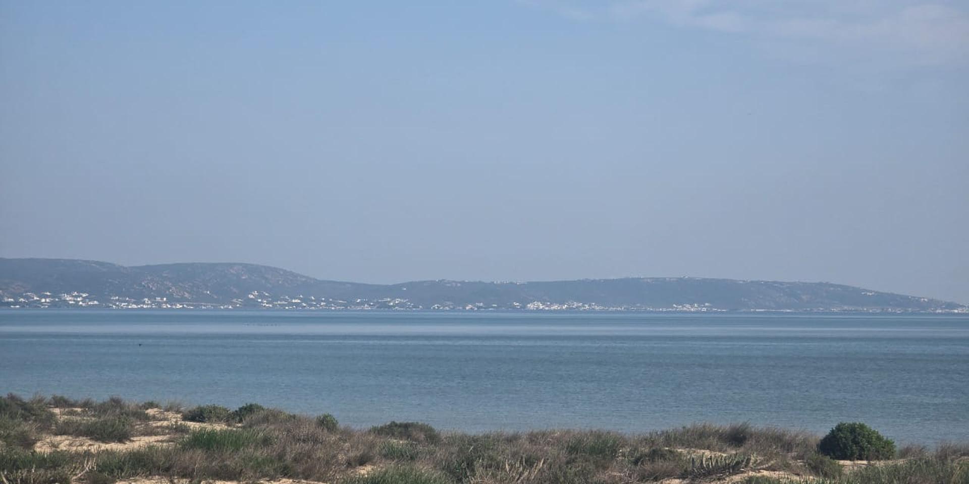 Image 2 of 6