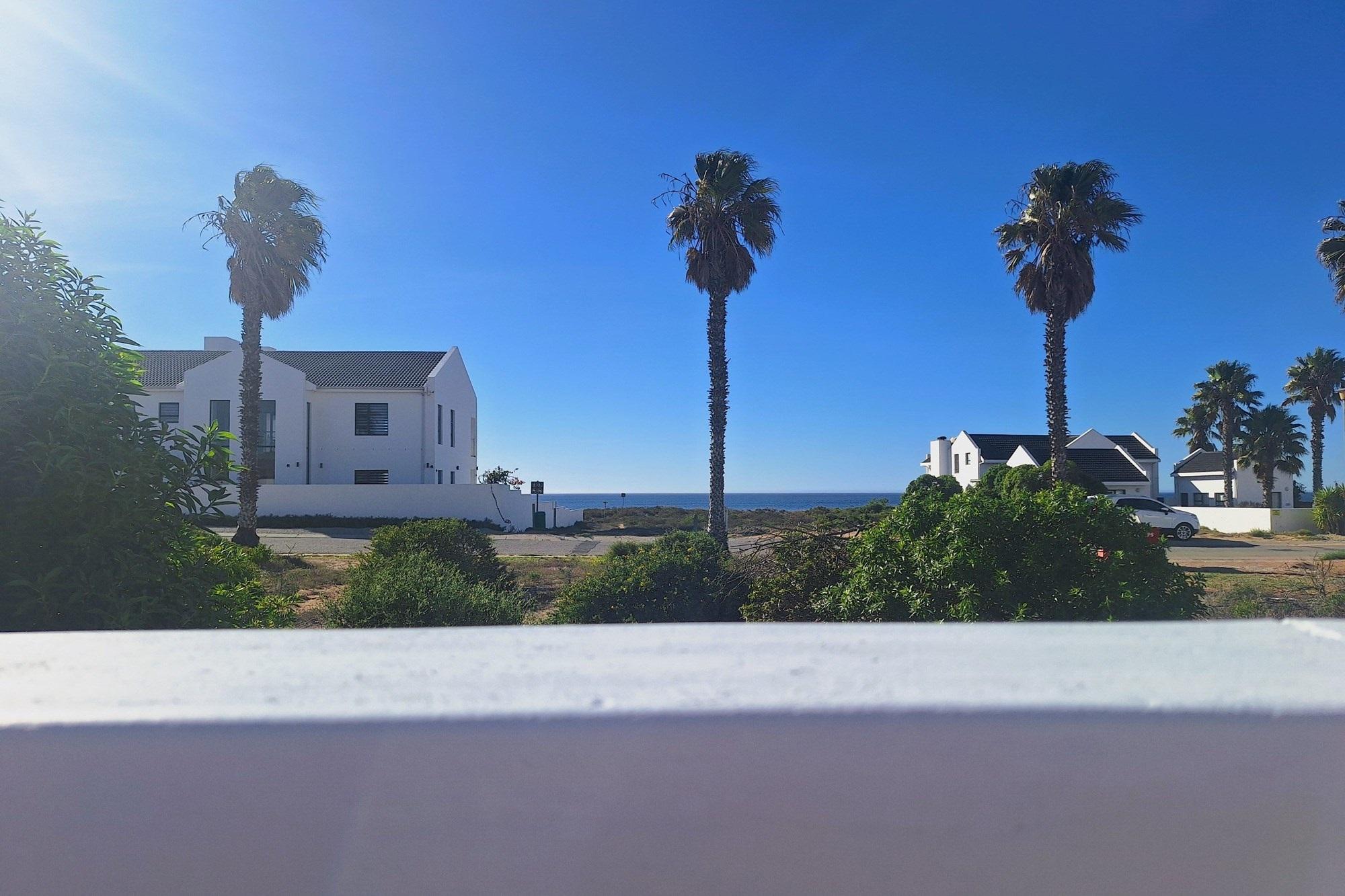 Image 2 of 6