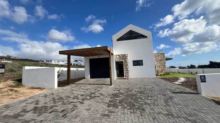 Main property image