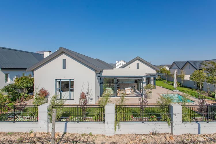 Main property image
