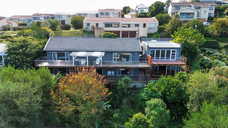 Main property image