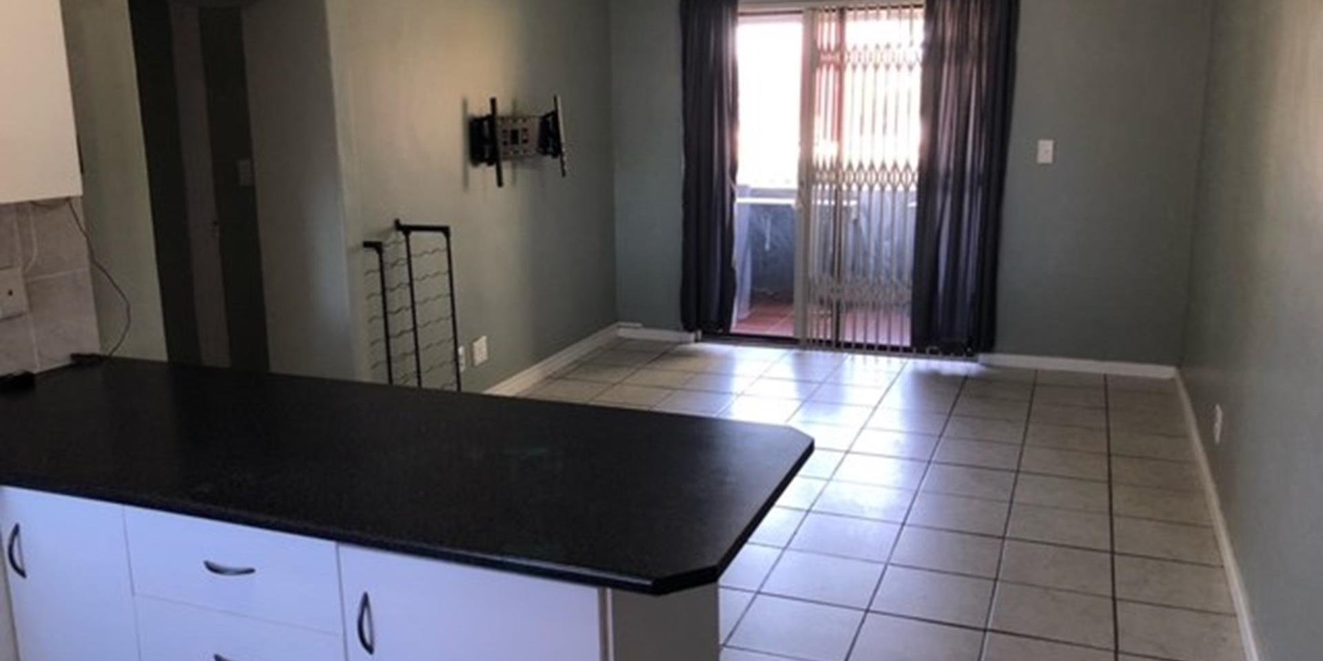 Image 3 of 6