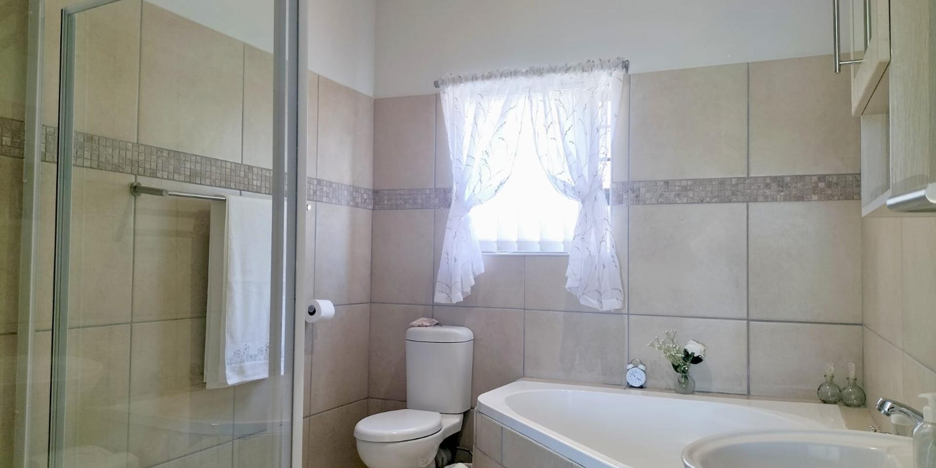 Image 5 of 6