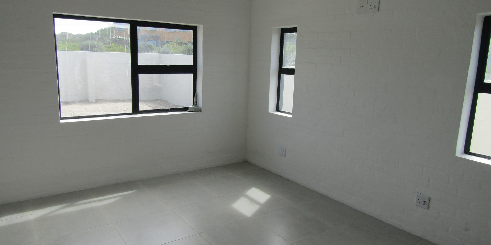 Image 5 of 6