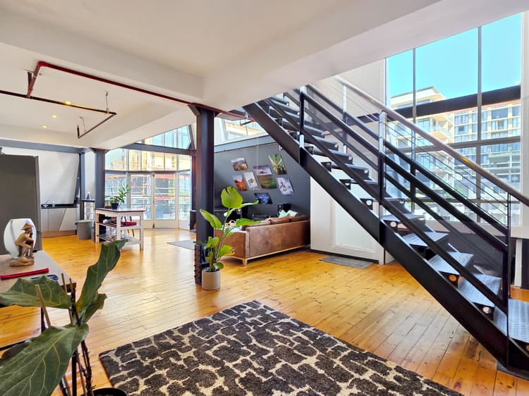 Main property image