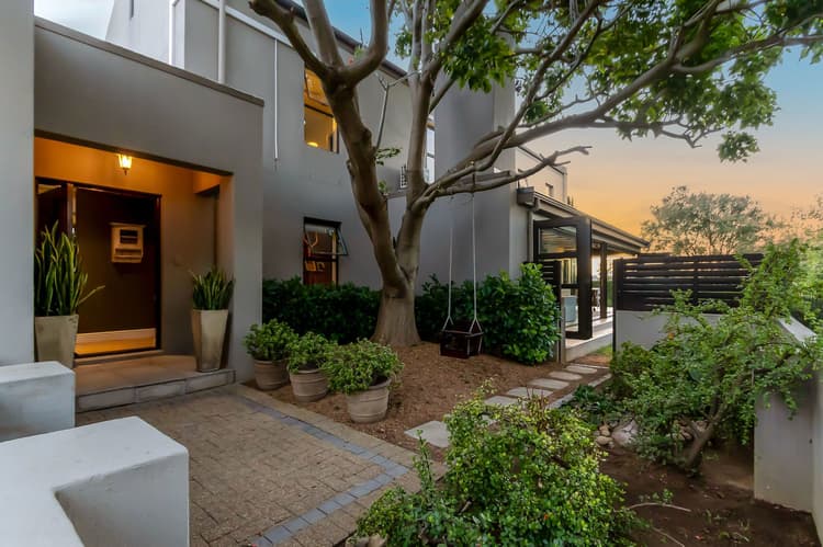 Main property image