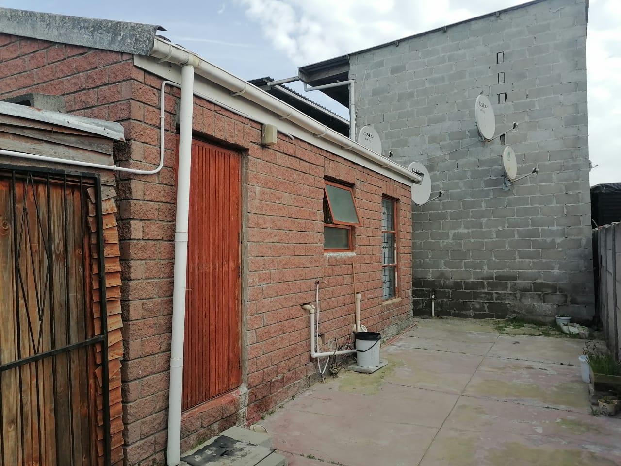 Image 1 of 6