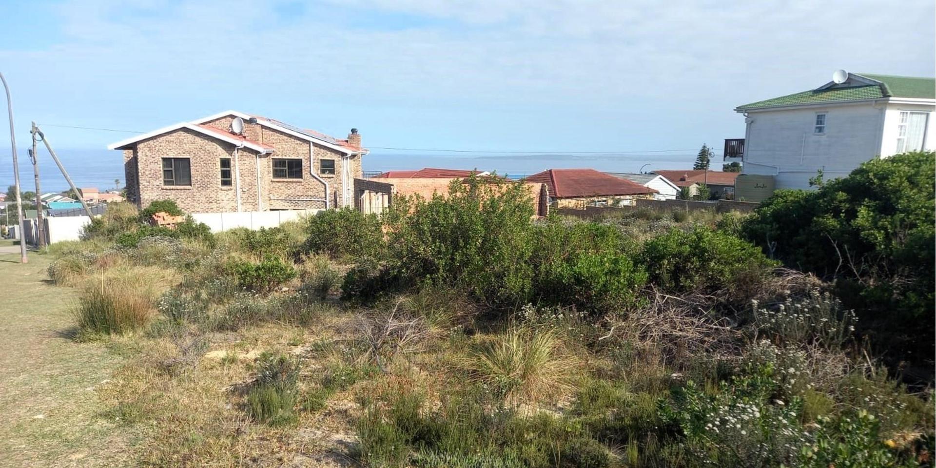 Image 4 of 6