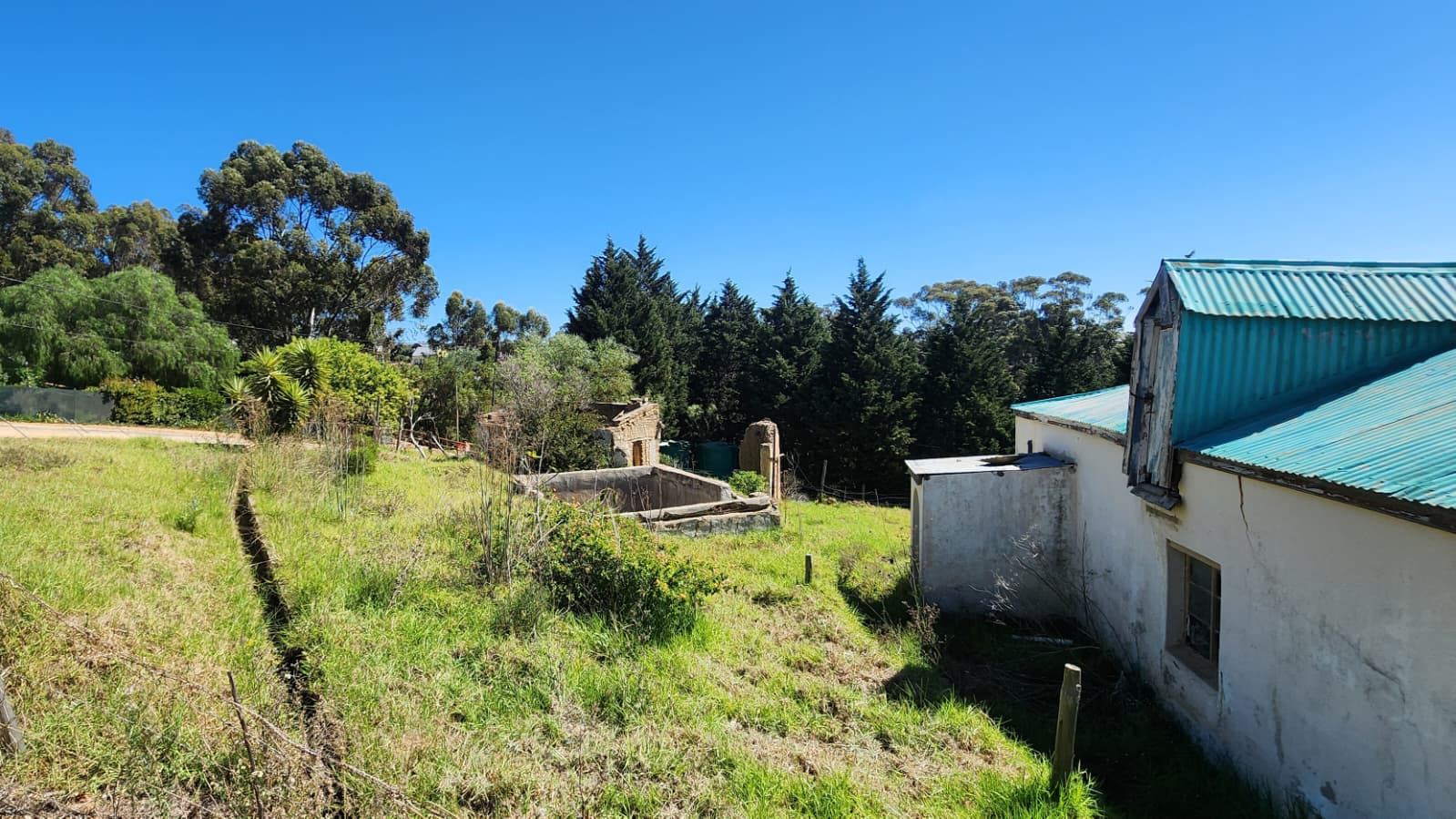 Image 2 of 6