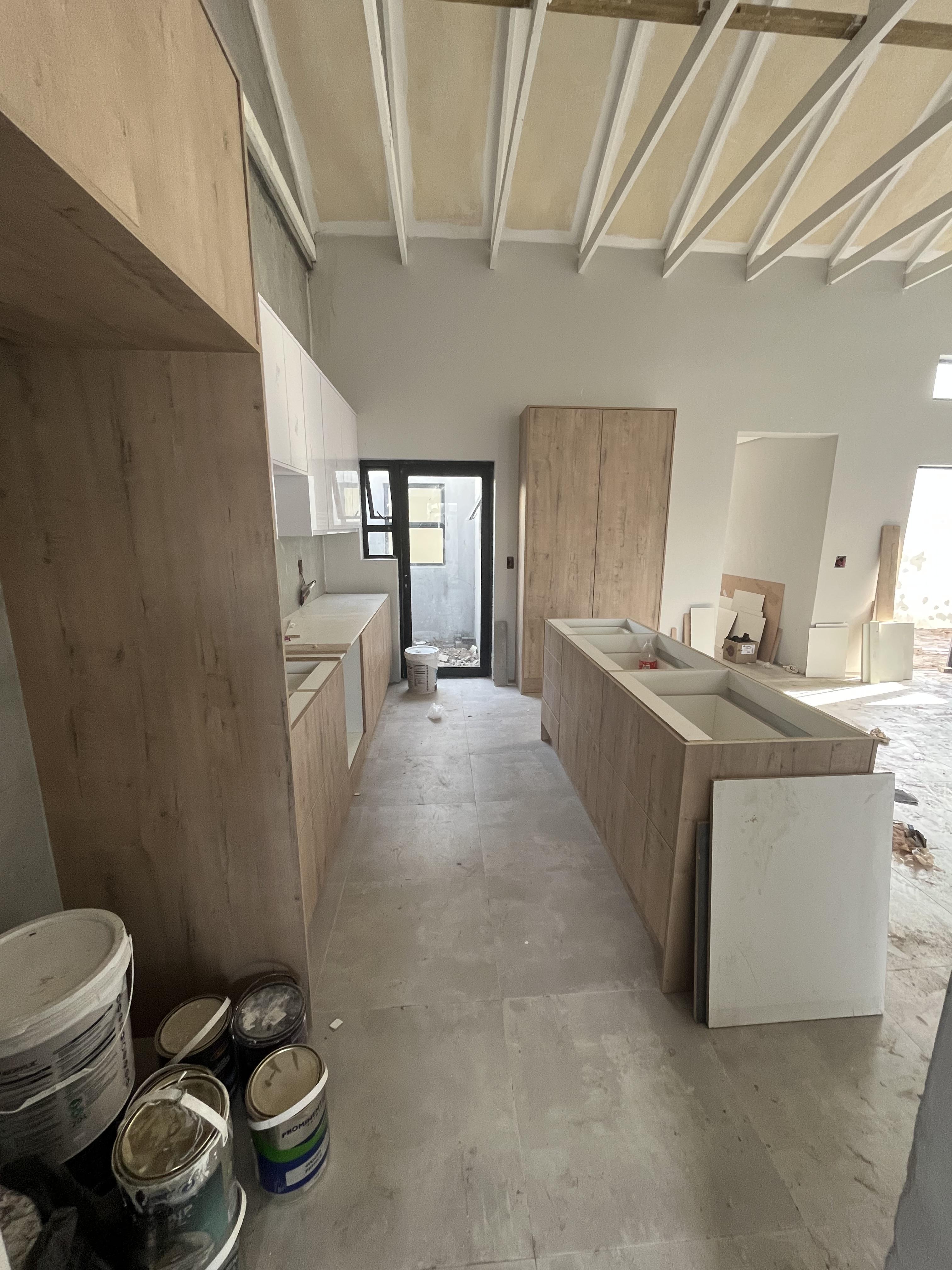 Image 2 of 6