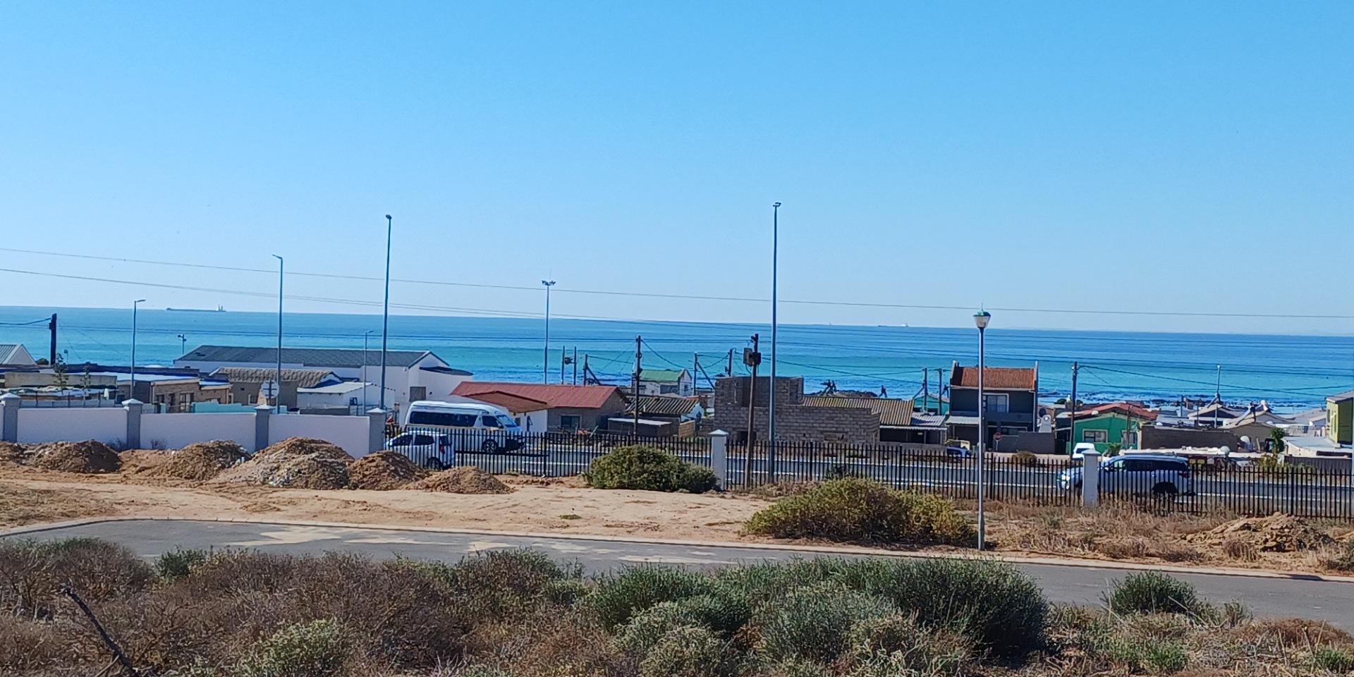 Image 3 of 6