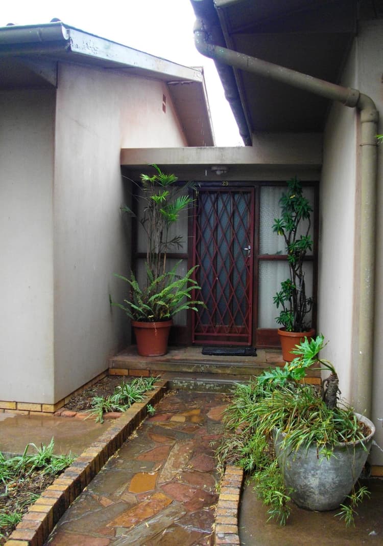 Main property image