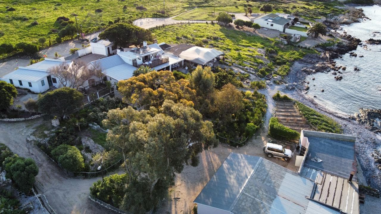 Image 4 of 6