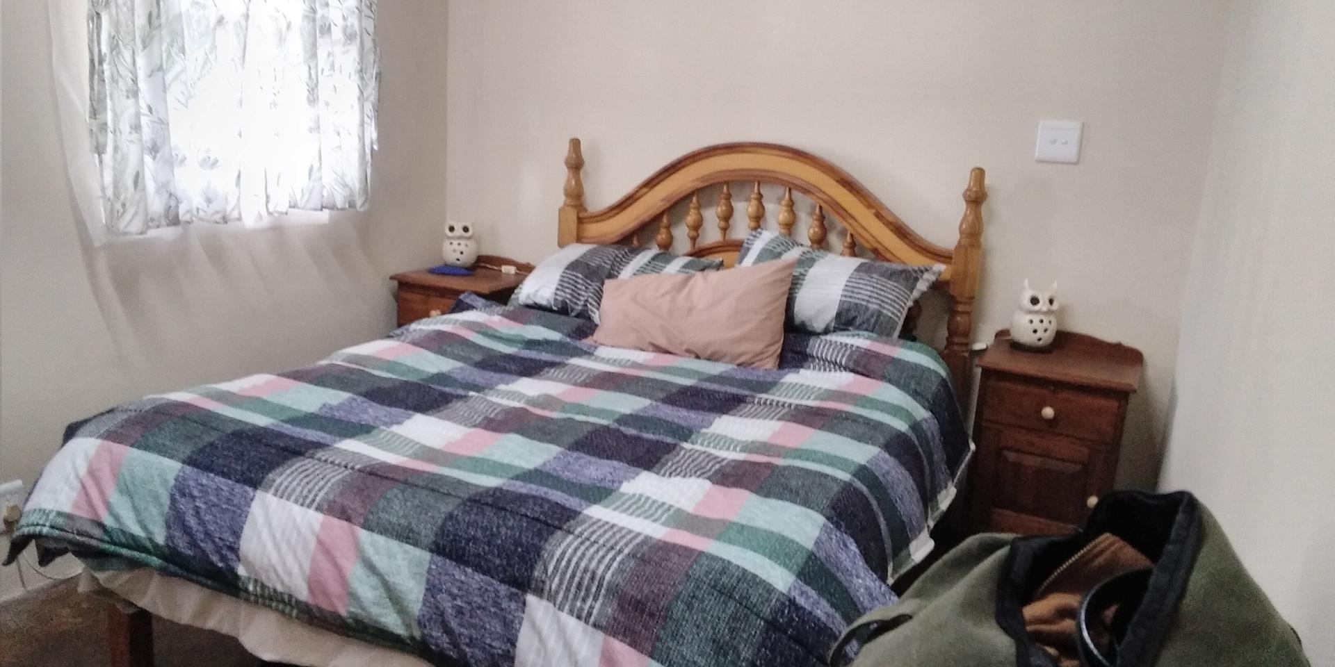 Image 4 of 6
