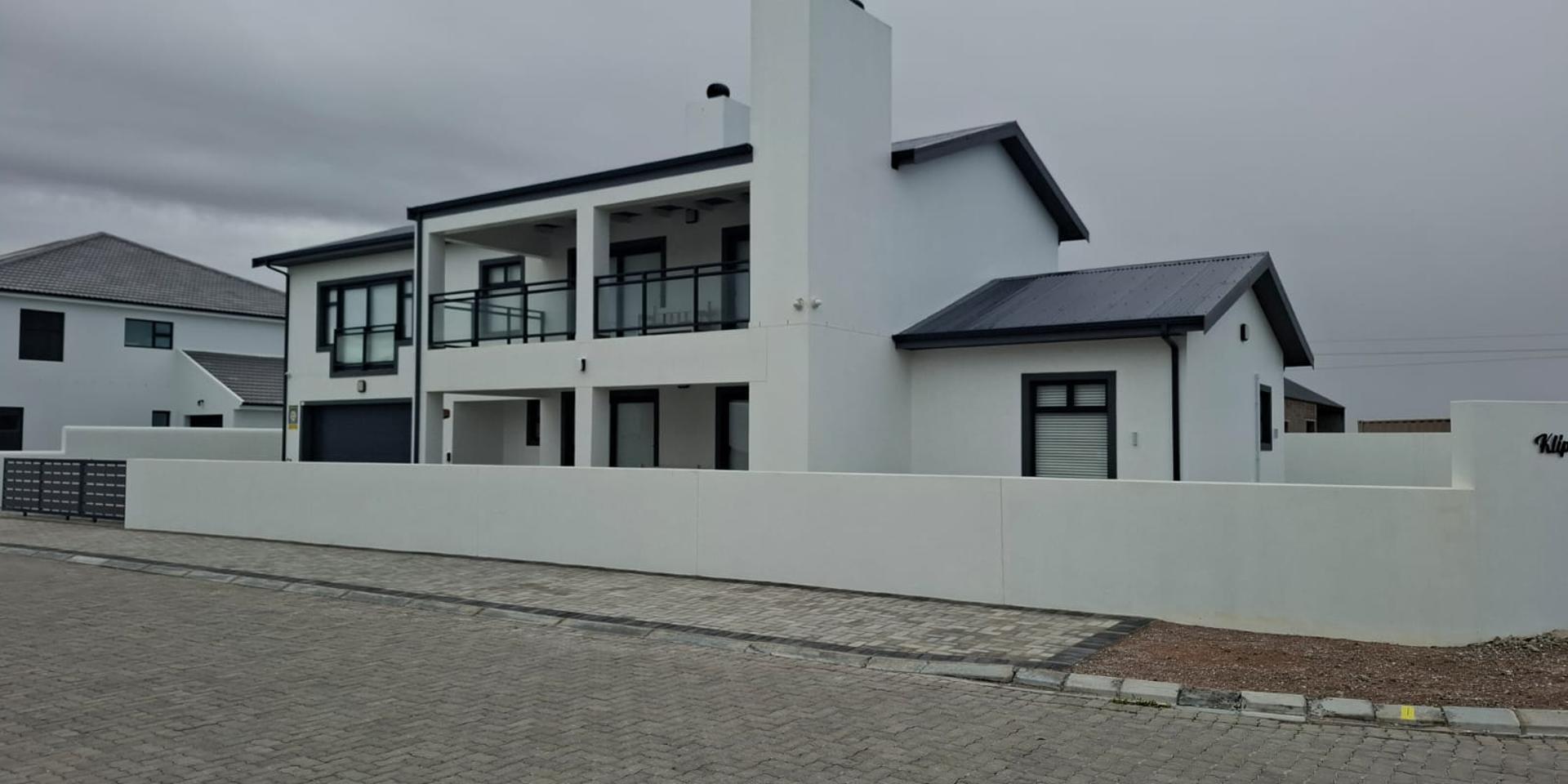Image 2 of 6