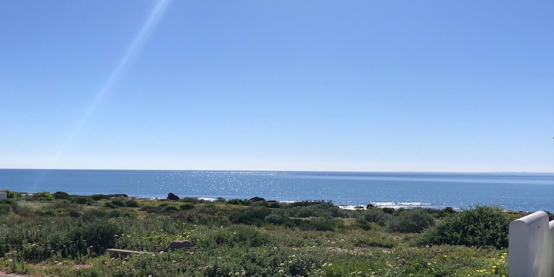 Image 2 of 6