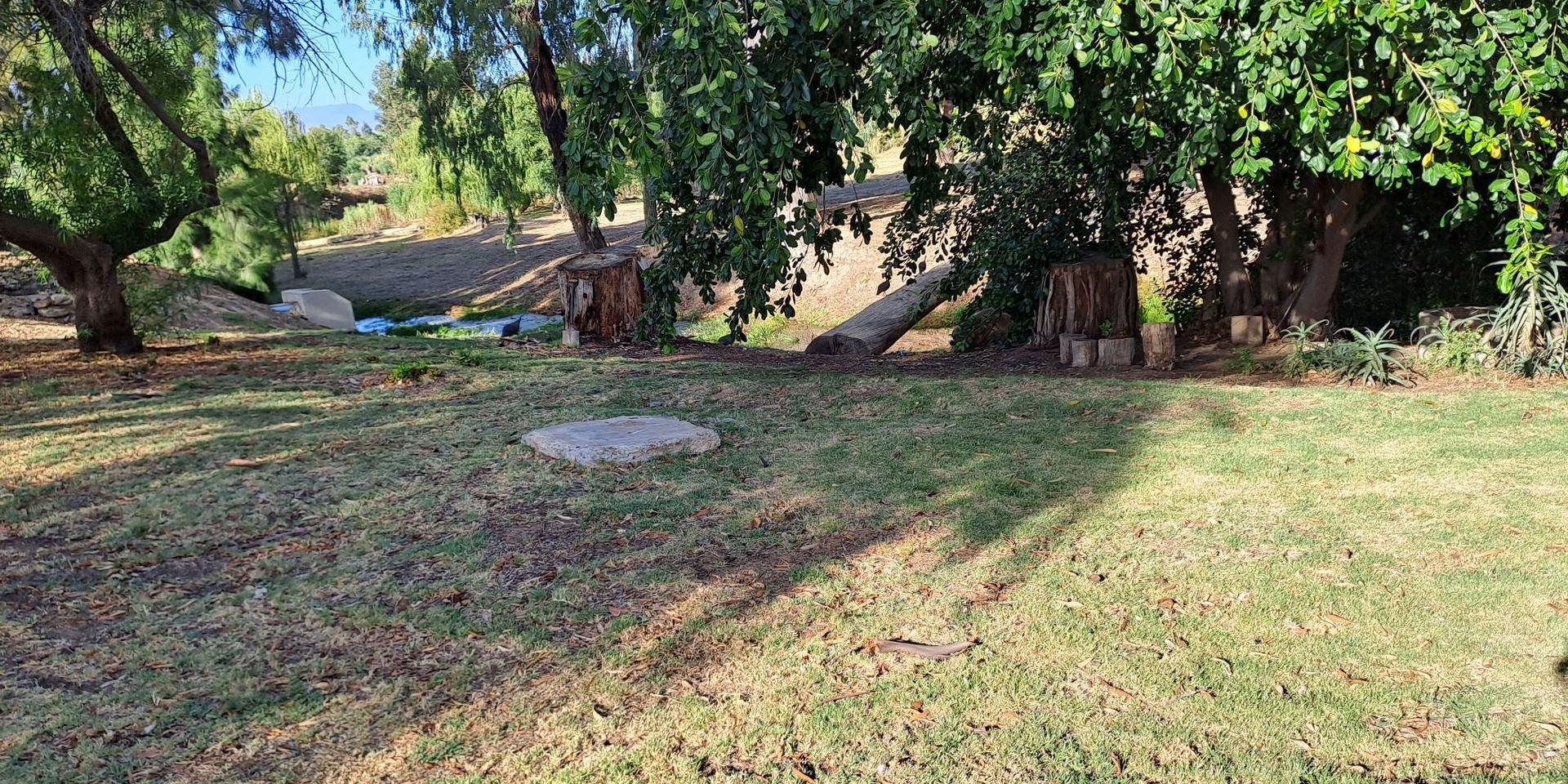 Image 3 of 6