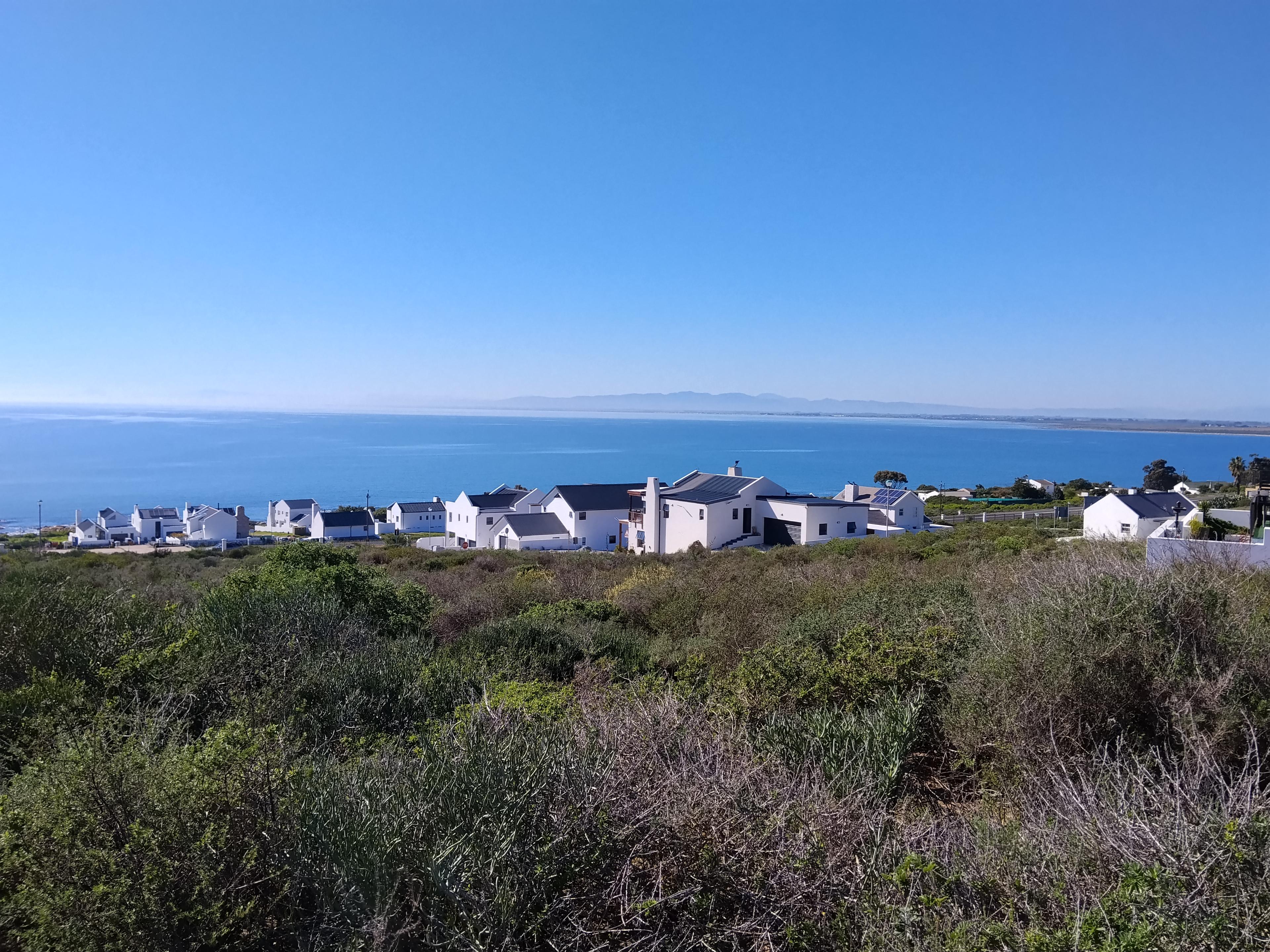 Image 4 of 6