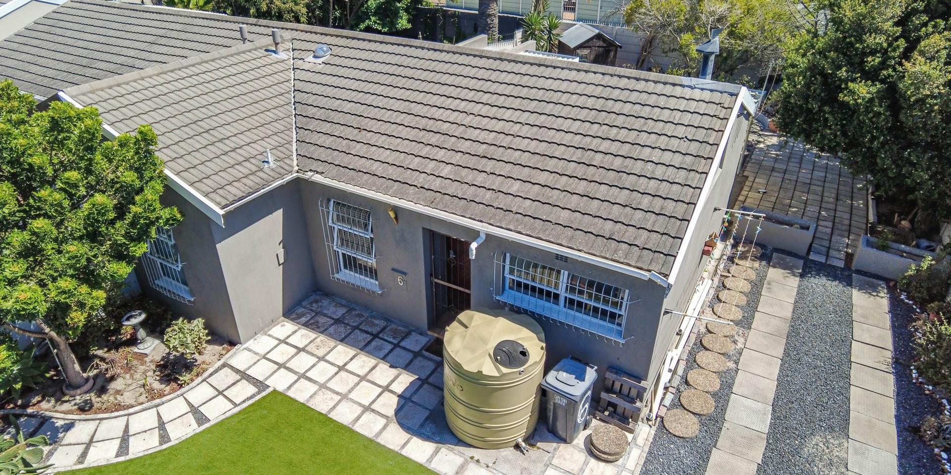 Image 2 of 6