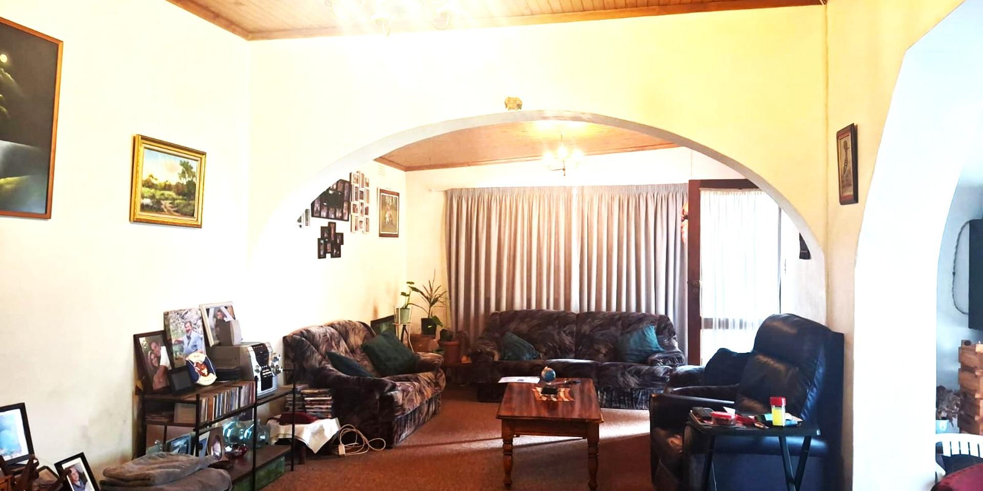 Image 5 of 6