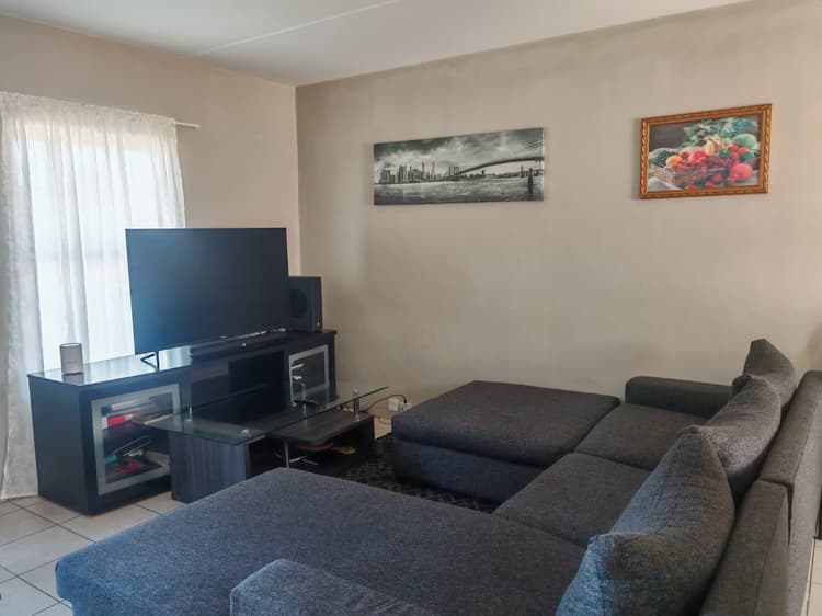 Main property image