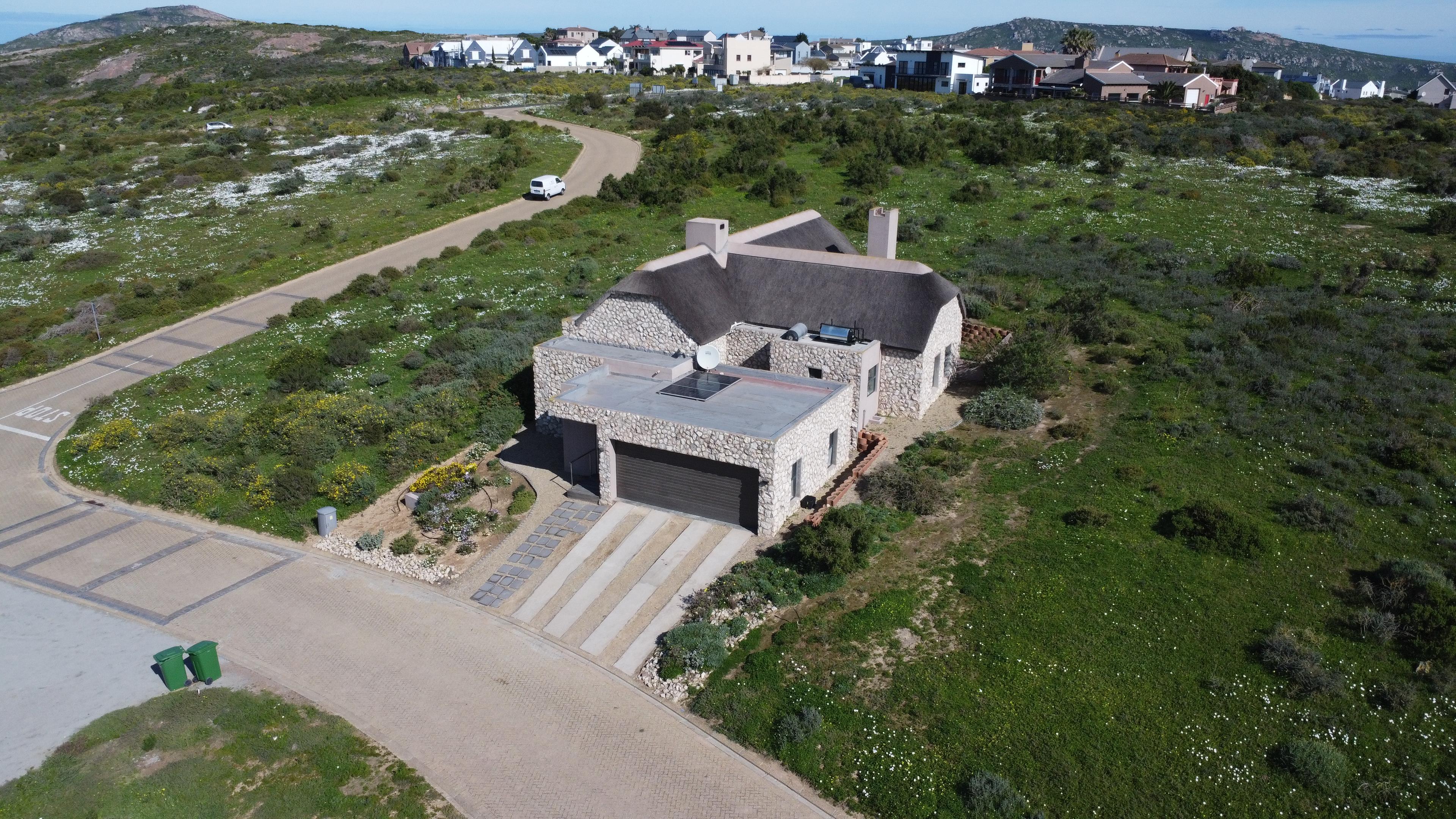 Image 4 of 6